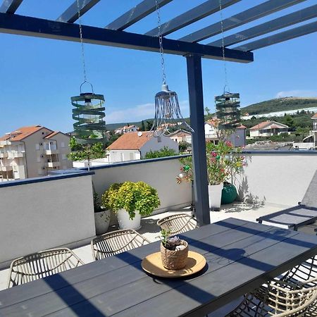Penthouse Aurelia, Rooftop Terrace & Jacuzzi Turanj Exterior photo